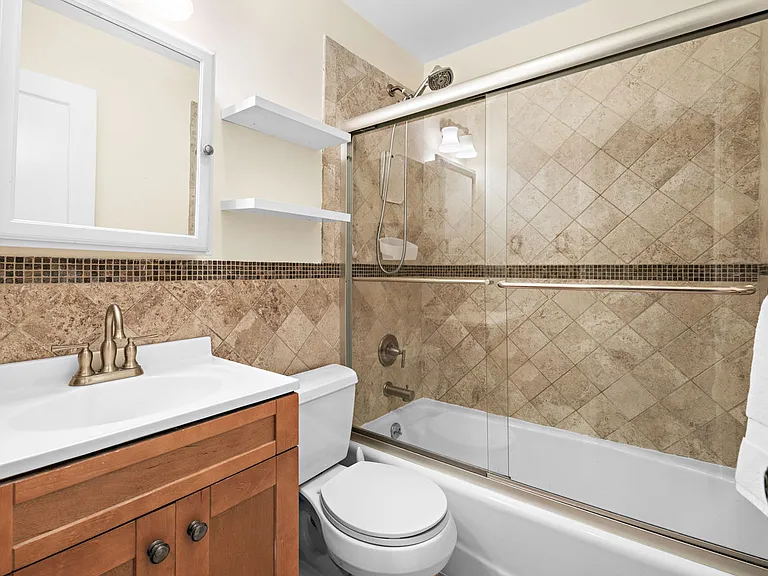 1206 Washington St #3 — Photo 14