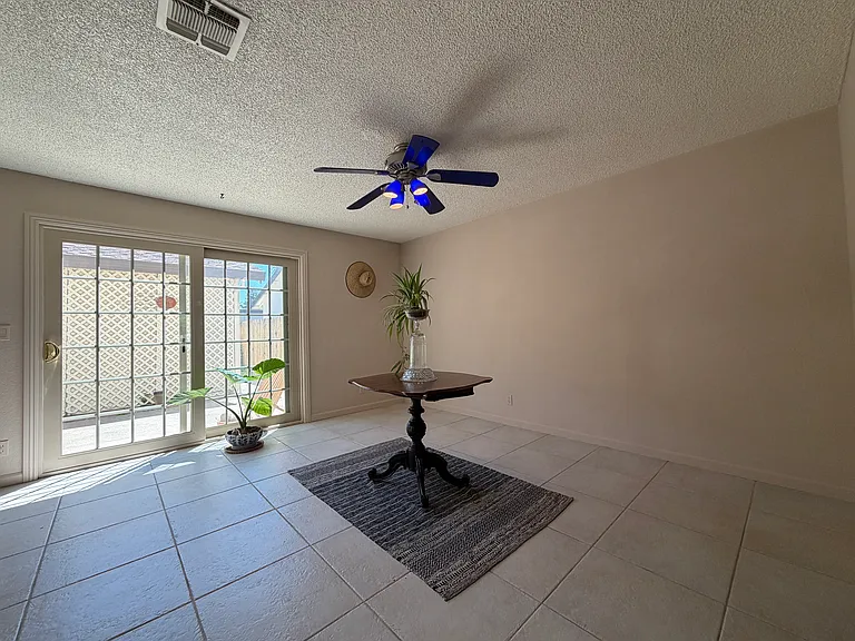 2223 Bridlewood Dr — Photo 7