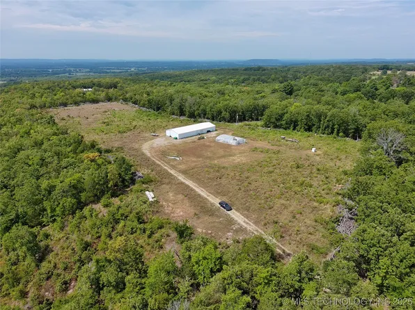 102525 S 4650th Rd, Sallisaw, OK 74955