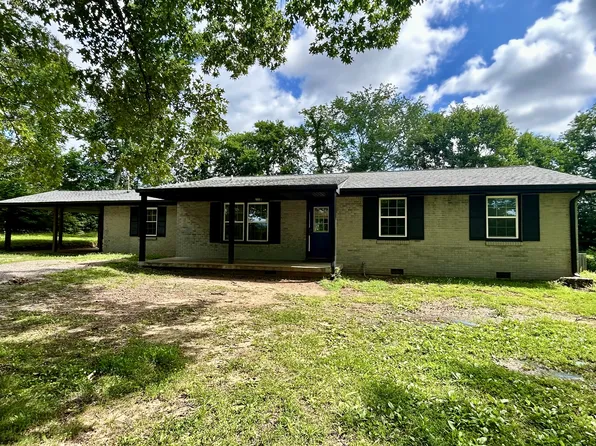 2491 S Hinton Rd, Southside, TN 37171