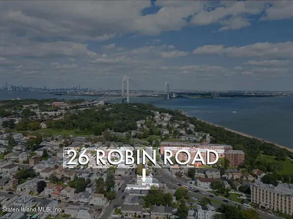 26 Robin Rd, Staten Island, NY 10305