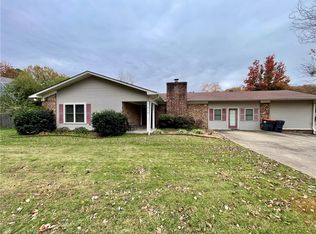 909 W 16th Cir, Russellville, AR 72801