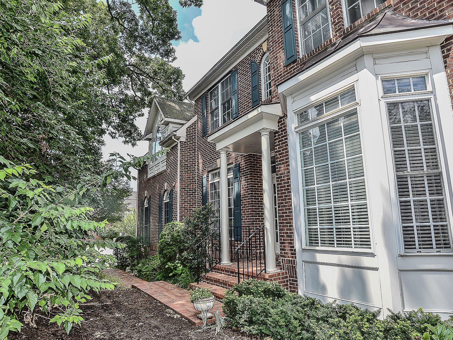 2156 Harithy Dr, Dunn Loring, VA 22027 Zillow