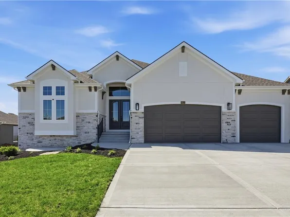 8212 NW 89th Ter, Kansas City, MO 64153