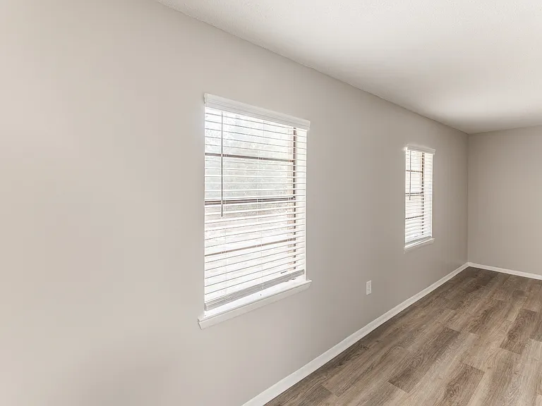 Brookridge Apartments — Photo 15