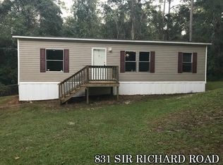 831 Sir Richard Rd, Tallahassee, FL 32310