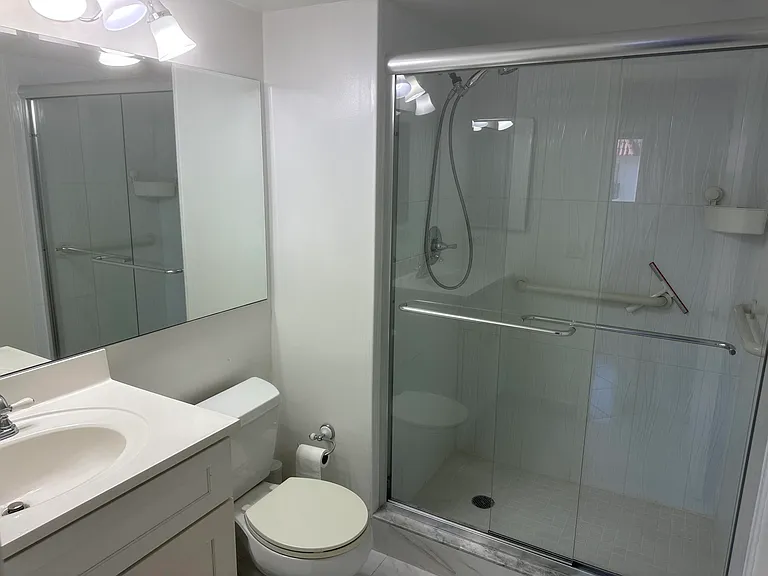 8960 S Hollybrook Blvd #301 — Photo 11
