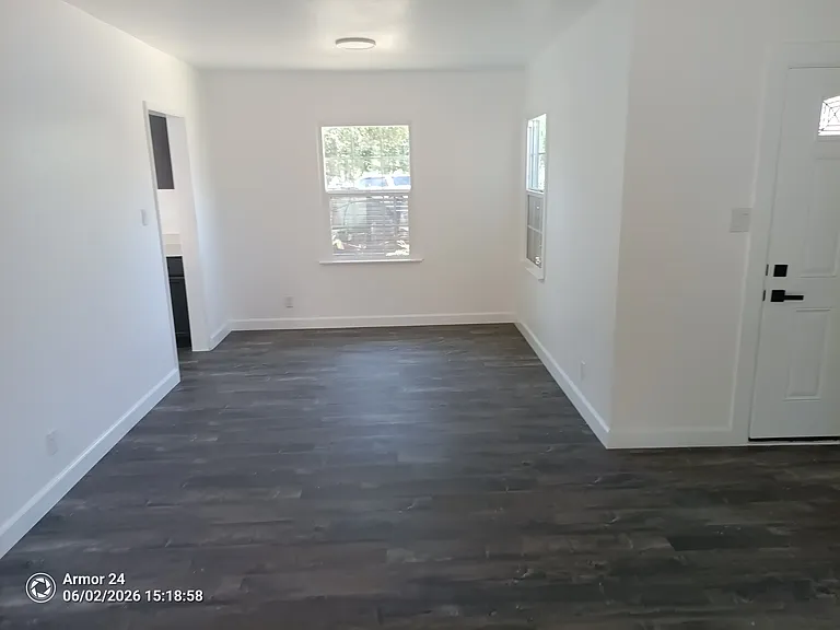 17740 Vanowen St — Photo 5