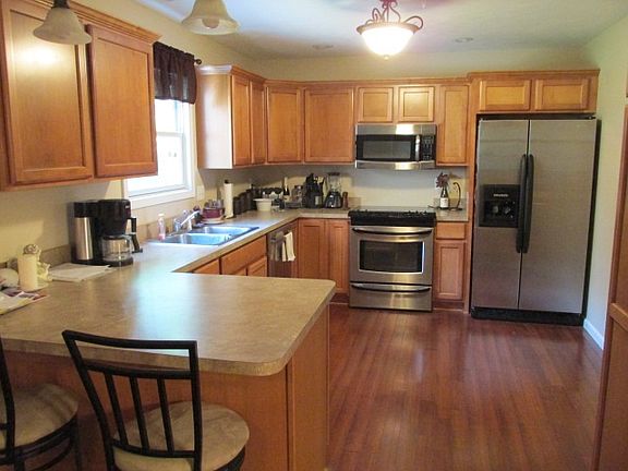 4th image of 1809 Corby Blvd