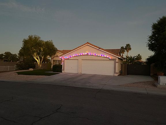 3rd image of 7852 Locke Haven Dr