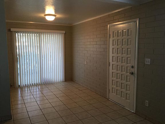 3rd image of 4725 N 15th Ave APT 3