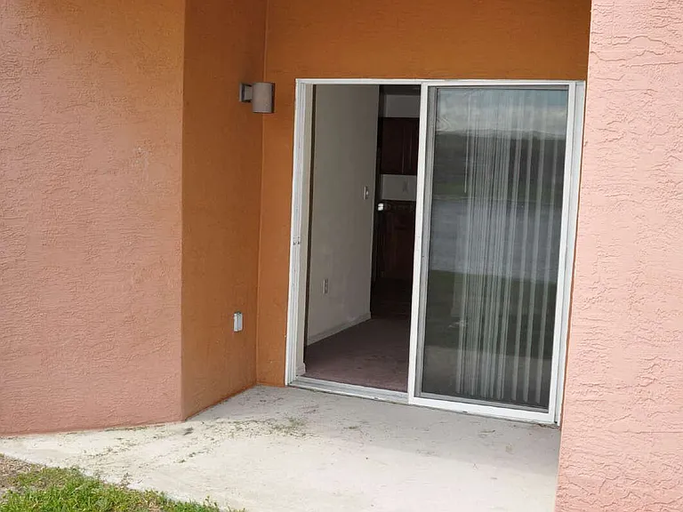 4600 E Moody Blvd #4H — Photo 13