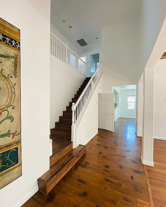 1st image of 22344 Summer Holly Ave