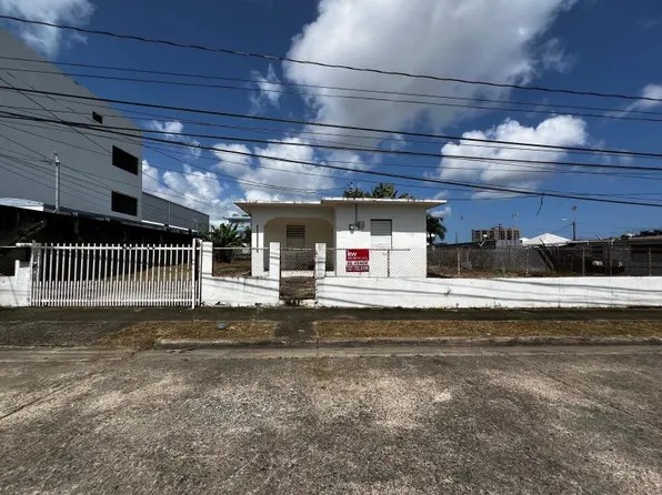 524 Calle Jose Maria Castano Parcelas Fall, San Juan, PR 00924