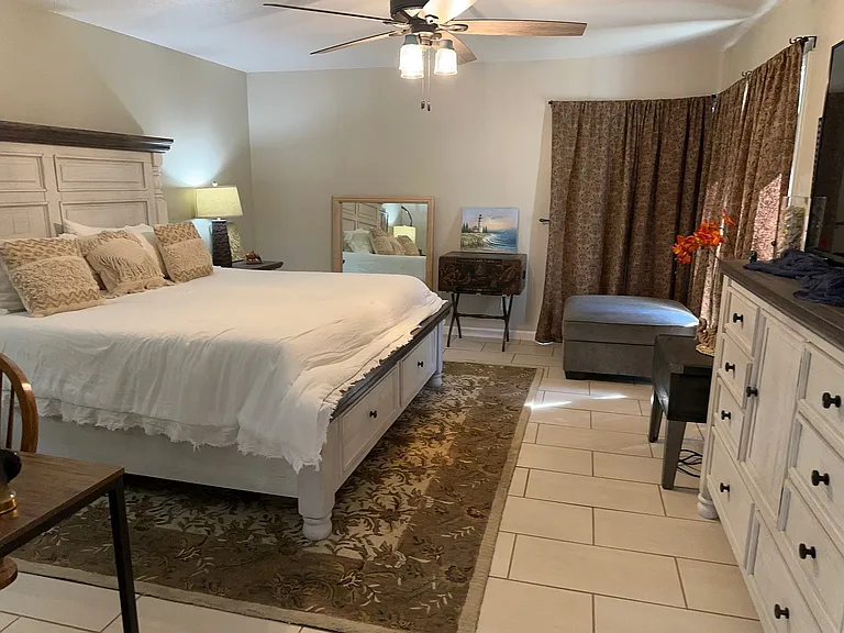Laguna Dr E — Photo 13
