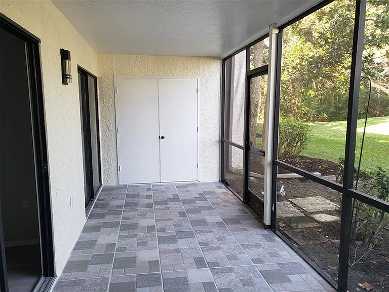 549 Lakeside Dr #549 — Photo 19