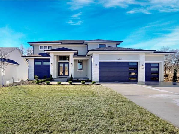 15317 W 162nd St, Olathe, KS 66062