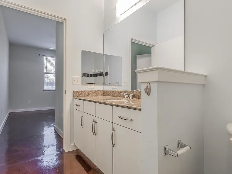 201 W Lancaster Ave #119 — Photo 17