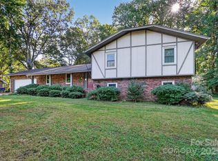 510 4th Ave NE, Conover, NC 28613