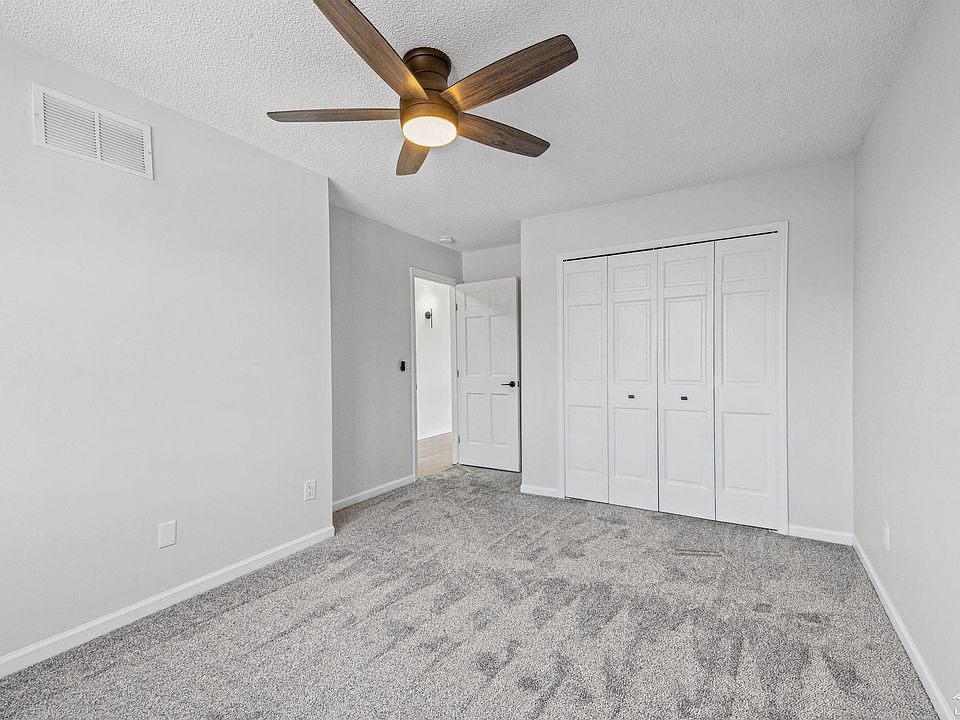 15135 Churchill St, photo 26