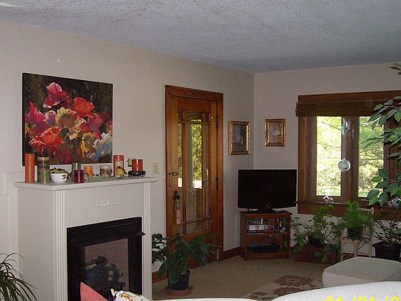 Living Room to porch
