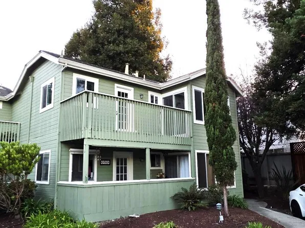1713 Eastbrook Ct, Santa Cruz, CA 95062