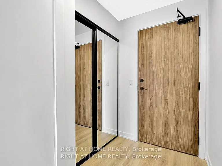 10 Lagerfeld Dr #401 — Photo 11