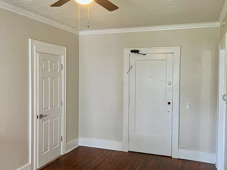 835 Merchants Rd #4 — Photo 4