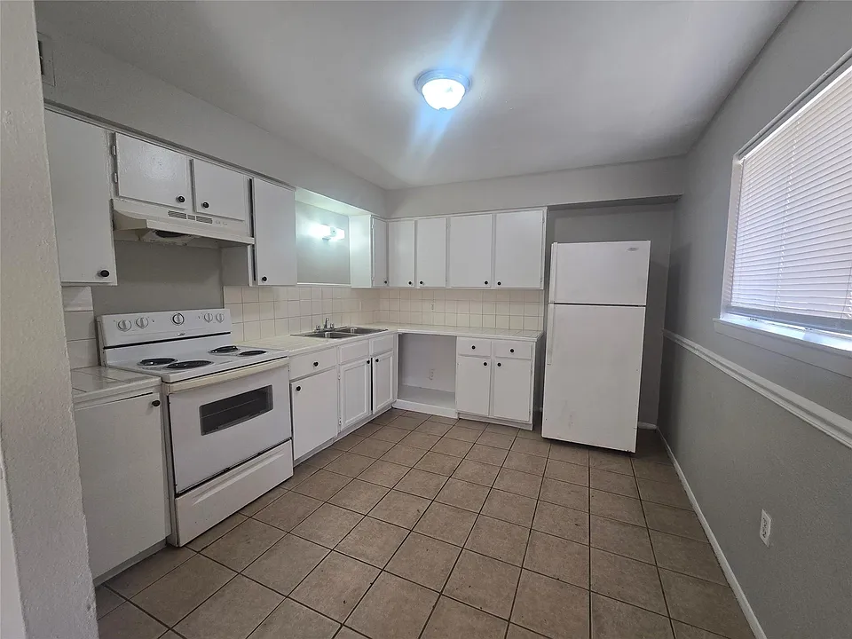 2814 Avenue O 1/2 #2
