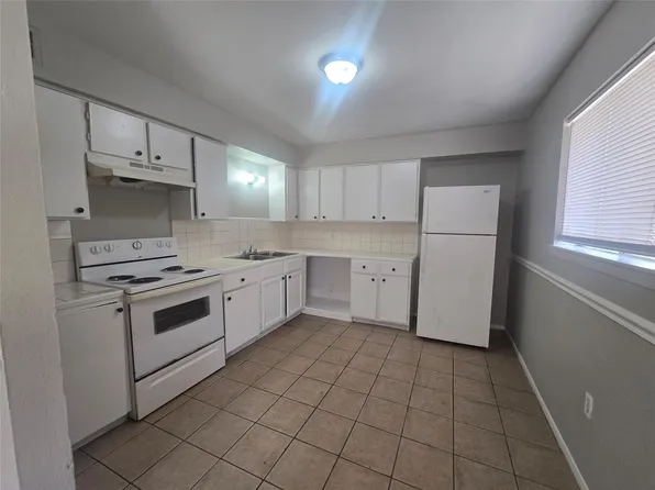911 Avenue K, Galveston, TX