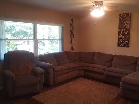 4th image of 2335 Dora Dr