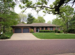 304 Mumford Dr, Columbia, MO 65203