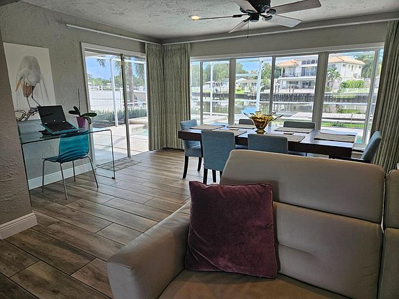 4th image of 9482 Sun Isle Dr NE