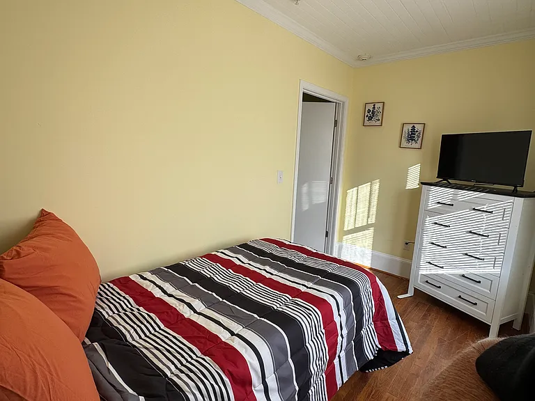 212 College Ave S — Photo 10