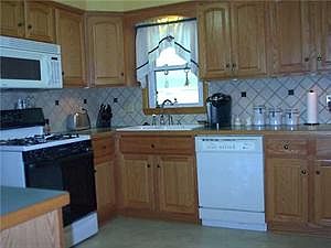 3rd image of 71 E Toulon Dr