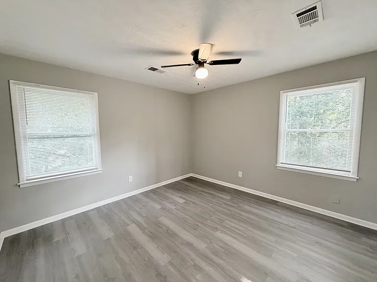 490 Tall Deer Dr — Photo 31