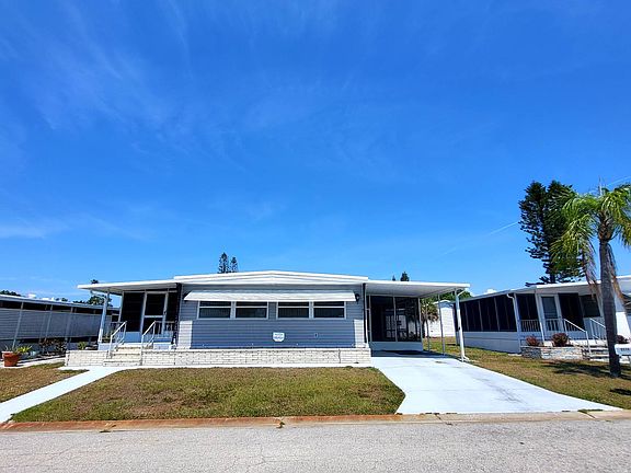 2nd image of 2115 York Dr