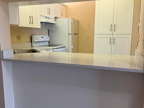 3rd image of 703 Sunny Pine Way #B3