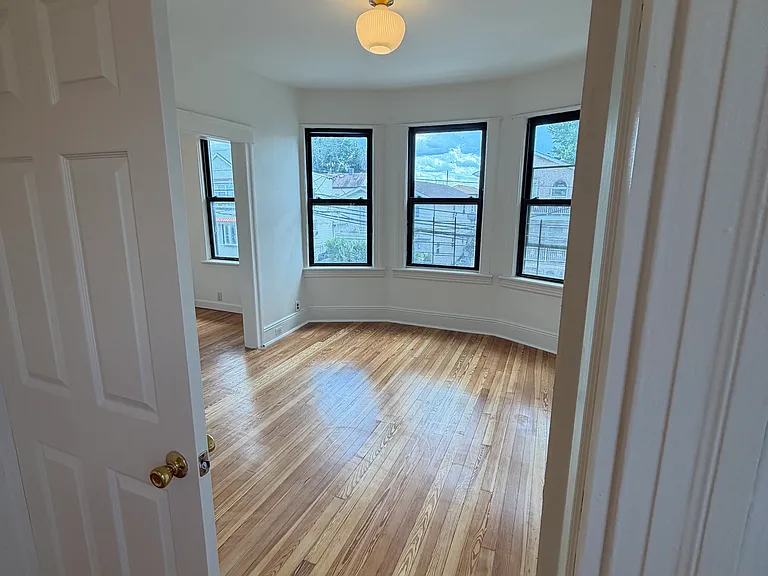 206 Bartholdi Ave #2 — Photo 3