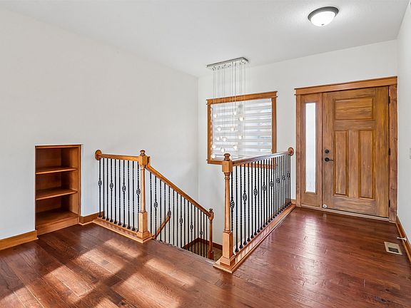 3rd image of 4486 NW 165th St