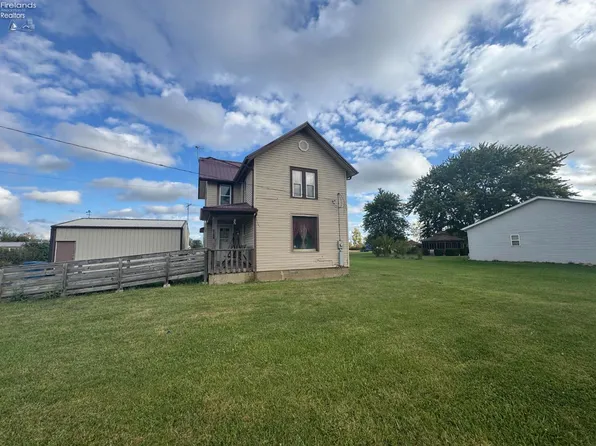 6991 W Lakeshore Dr, Pt Clinton, OH 43452