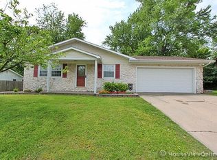 1903 Brown Dr, Scott City, MO 63780