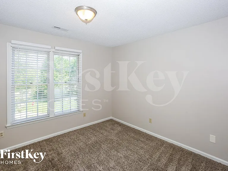 10400 Hellebore Rd — Photo 12