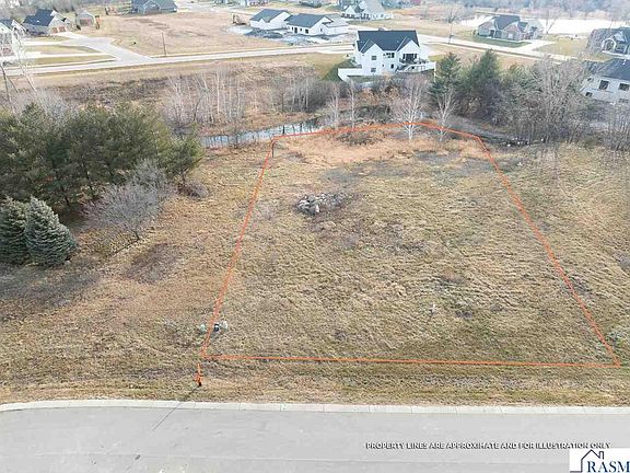 2nd image of 117 Pine Creek Rd