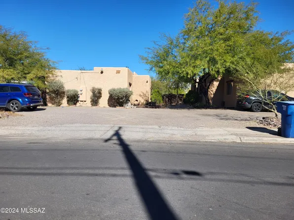 3309 E Blacklidge Dr, Tucson, AZ 85716