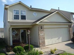 2281 Meadow Bend Dr, Columbus, IN 47201