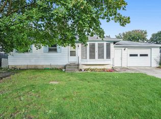 280 Valley Vista Dr SE, Lowell, MI 49331