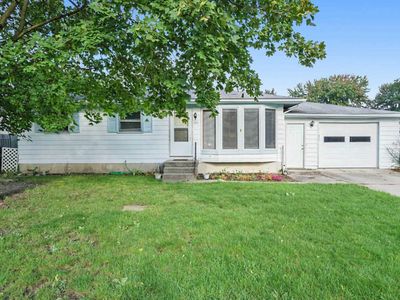 280 Valley Vista Dr SE, Lowell, MI, 49331