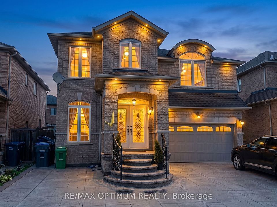 1st image of 100 Turquoise Cres
