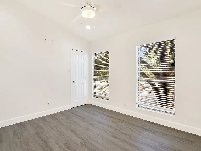 3816 Southway Dr — Photo 13